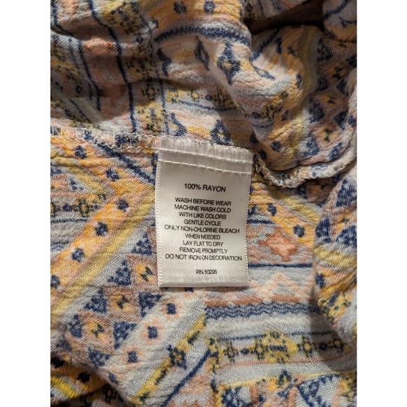 Signature studio bohemian bellbottom sleeves tribal print blouse womens medium - Picture 5 of 5